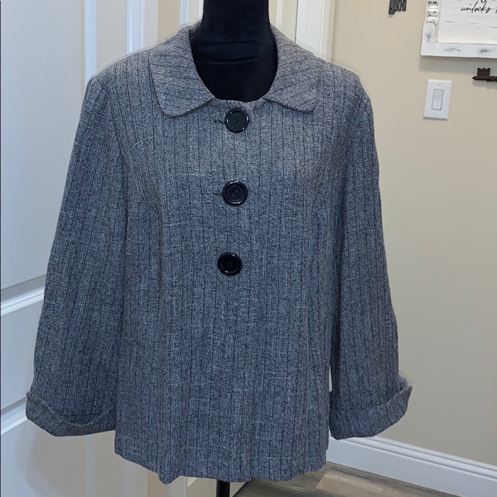 Jacket - Picture 2 of 6